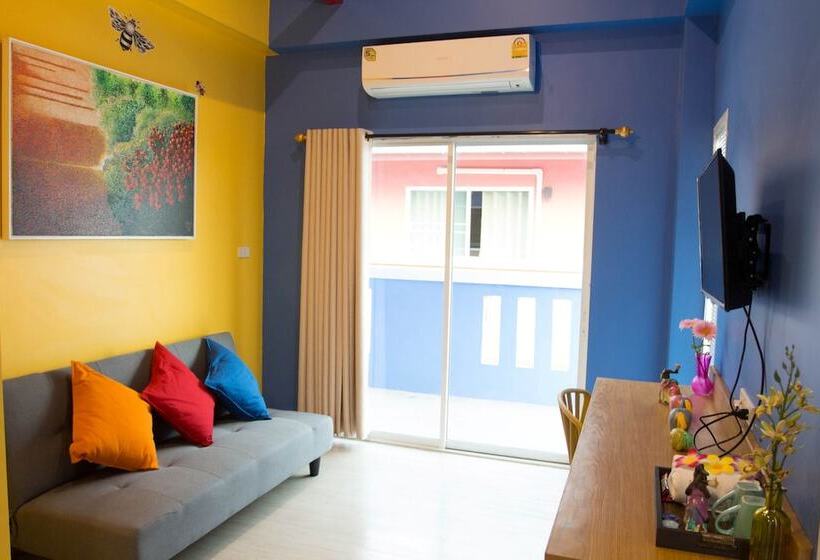 Семейный Номер, Non Nid Non Noi Design Residence