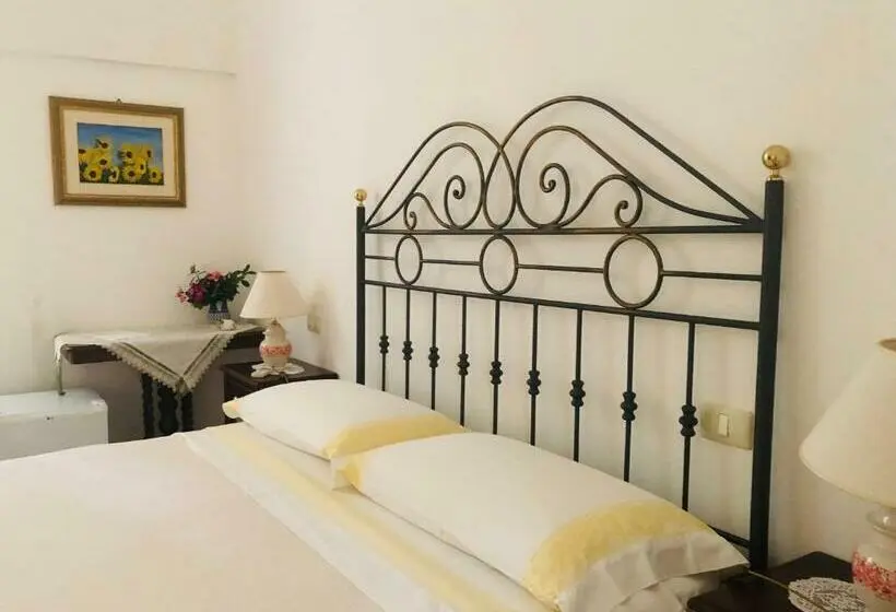 デラックスルーム, Villa Cenzina