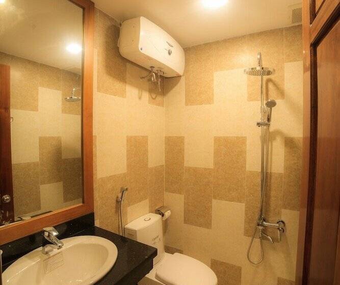 اتاق خانوادگی, Cherry Hotel Hue