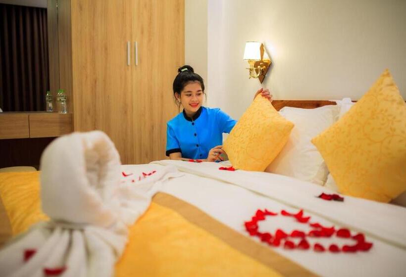 اتاق لوکس, Cherry Hotel Hue