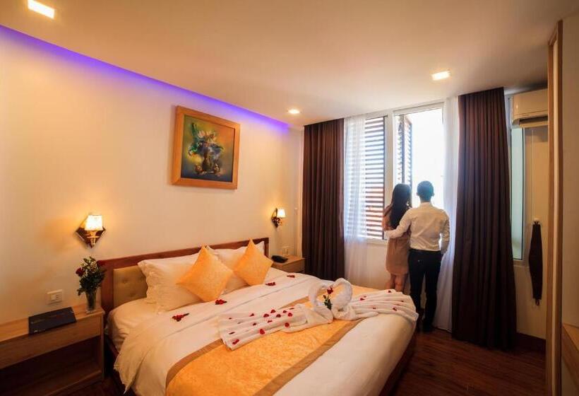 اتاق لوکس, Cherry Hotel Hue