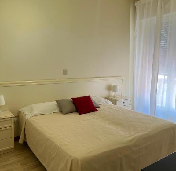 غرفة قياسية رباعية, G&d Hotel Deanna Golf