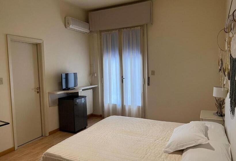 غرفة إقتصادية, G&d Hotel Deanna Golf