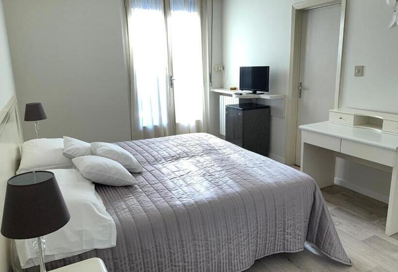 غرفة إقتصادية, G&d Hotel Deanna Golf