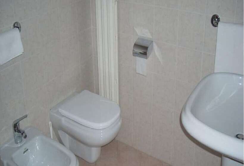 ファミリールーム, Dei Cappuccini