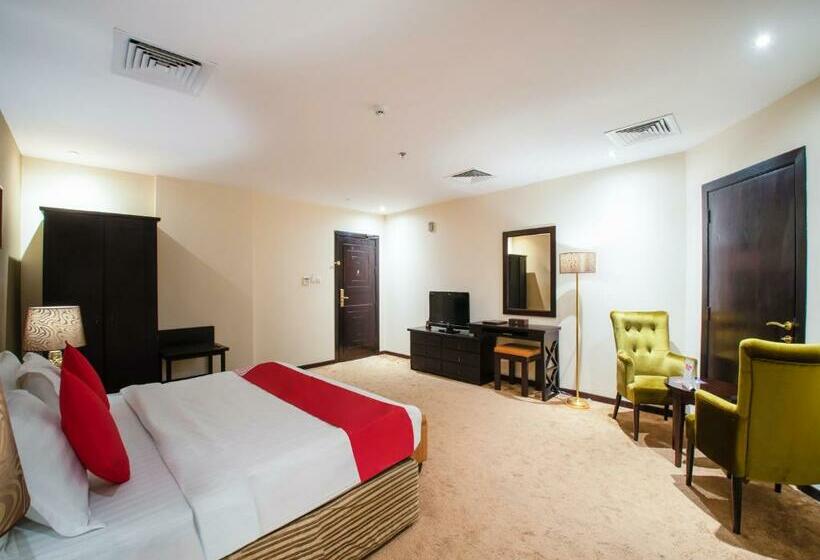 חדר סטודיו סטנדרד, Eastward