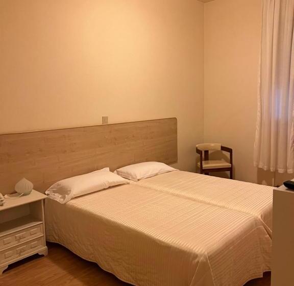 家庭间, G&d Hotel Deanna Golf