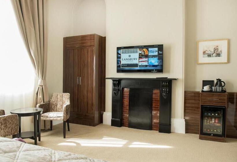 Номер Superior, The Lansbury Heritage A Sunday Hotel   Canary Wharf
