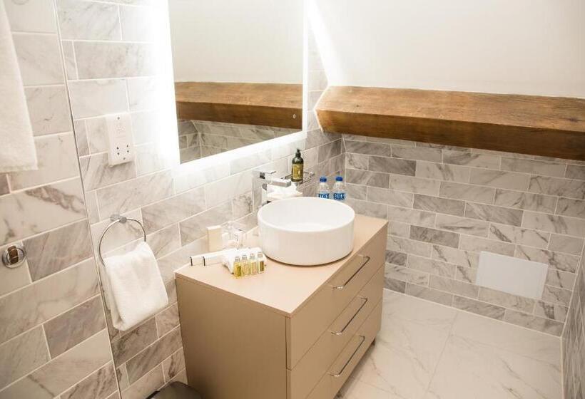 Номер Стандартный с Видом, The Lansbury Heritage A Sunday Hotel   Canary Wharf