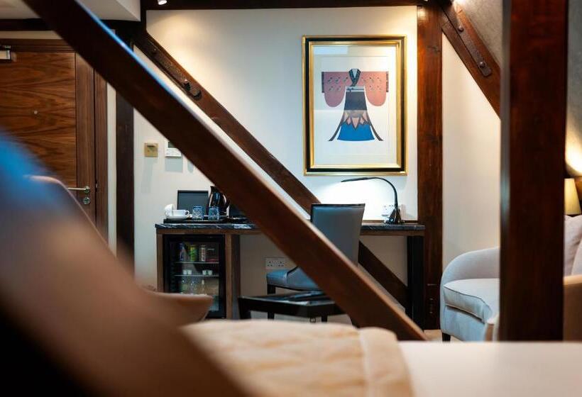 Полулюкс, The Lansbury Heritage A Sunday Hotel   Canary Wharf