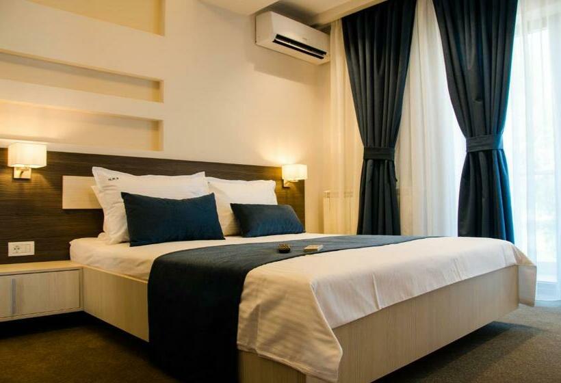 스탠다드 룸 측면 바다 전망, Milano Blue Mamaia