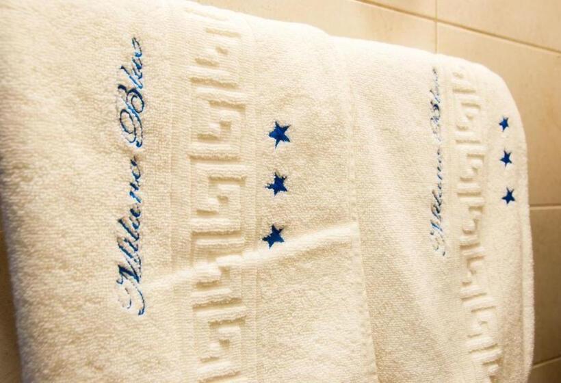 Номер Стандард Боковой Вид на Море с Балконом, Milano Blue Mamaia