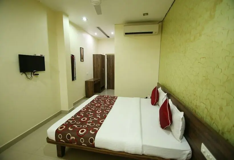 スタンダードルーム, Oyo Rooms Near Power House