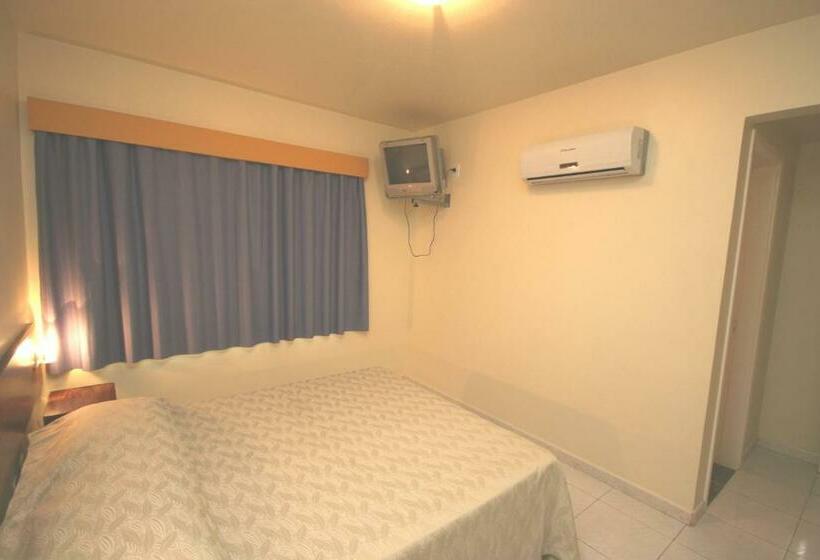 Номер Deluxe, Patriarca