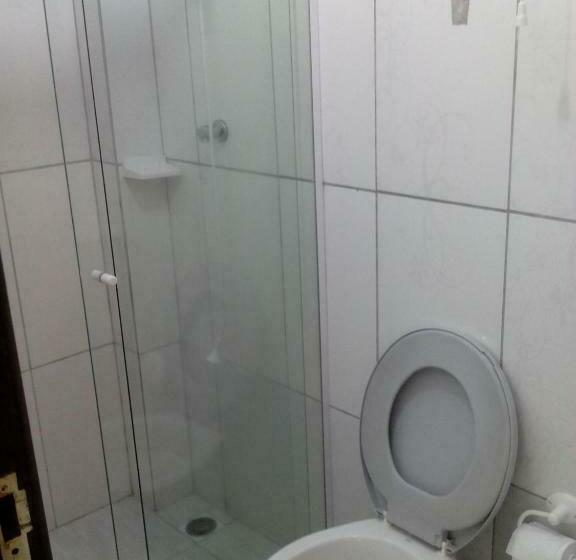 Economy Triple Room, Pousada Guaratuba