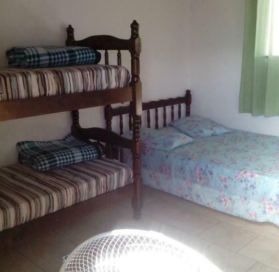 اتاق استاندارد چهار تخته, Pousada Guaratuba