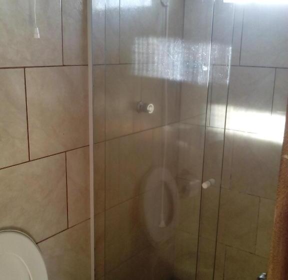 اتاق استاندارد چهار تخته, Pousada Guaratuba