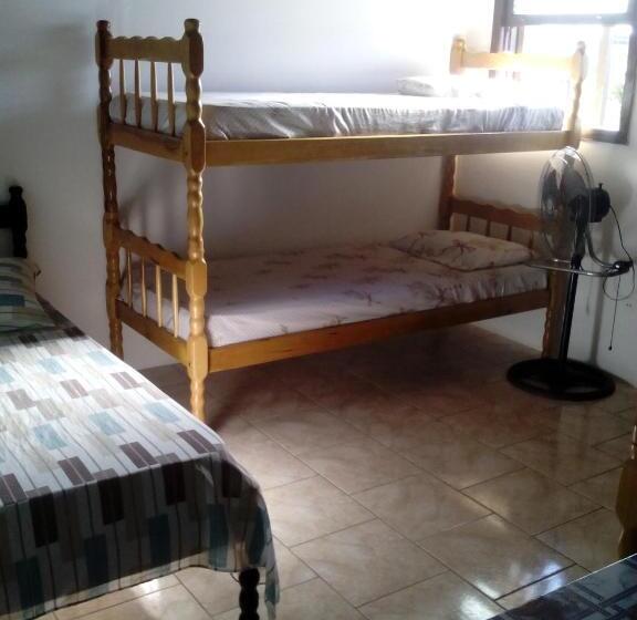 اتاق خانوادگی, Pousada Guaratuba