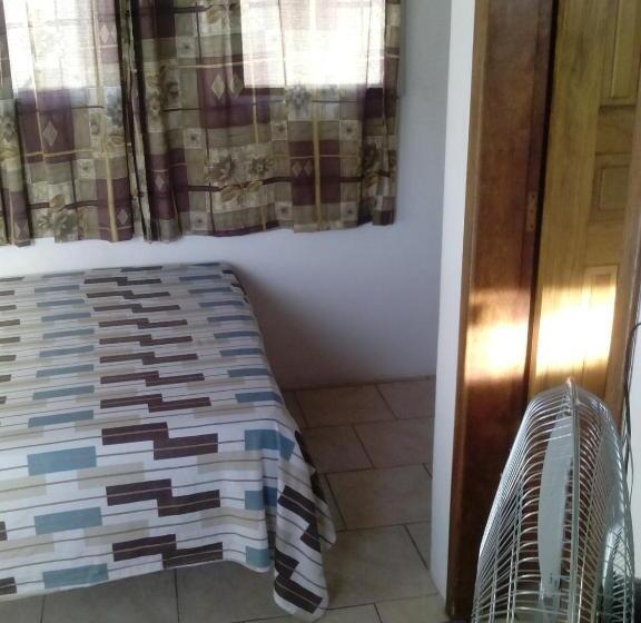 اتاق استاندارد, Pousada Guaratuba