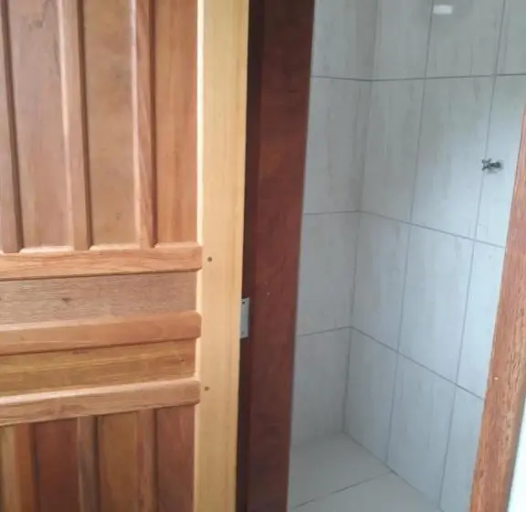 اتاق استاندارد با سرویس بهداشتی مشترک, Pousada Guaratuba