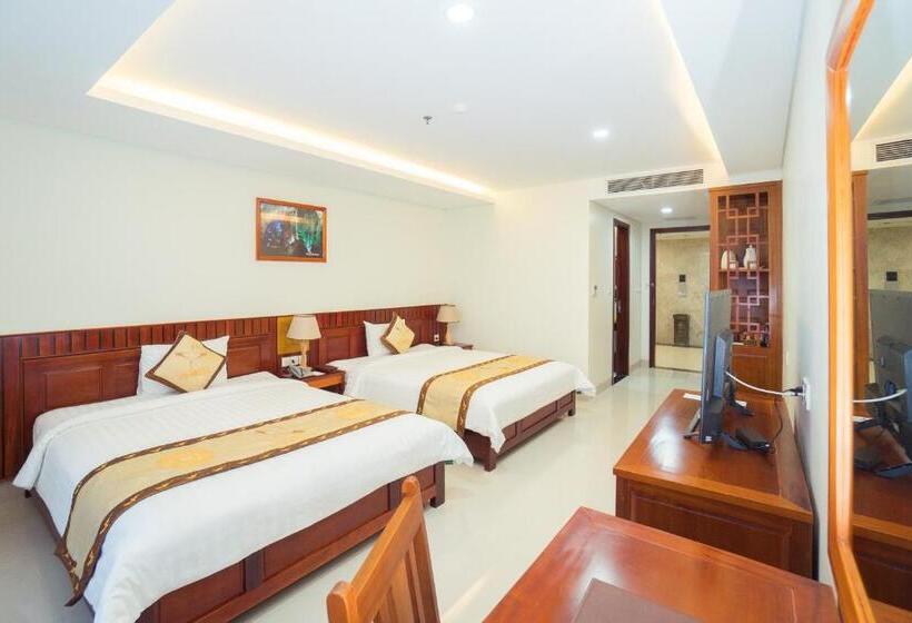 اتاق لوکس چهار تخته, Vinh Hoang