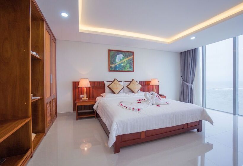 سوییت با چشمانداز دریا, Vinh Hoang