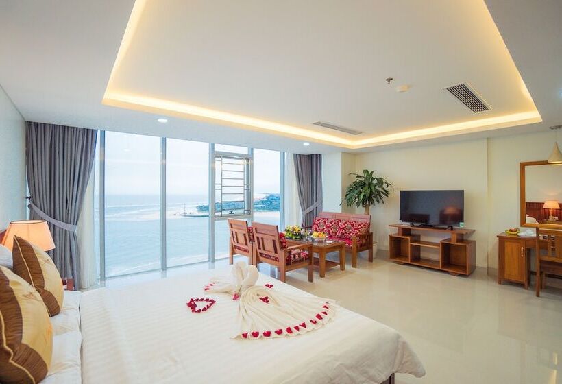 سوییت با چشمانداز دریا, Vinh Hoang