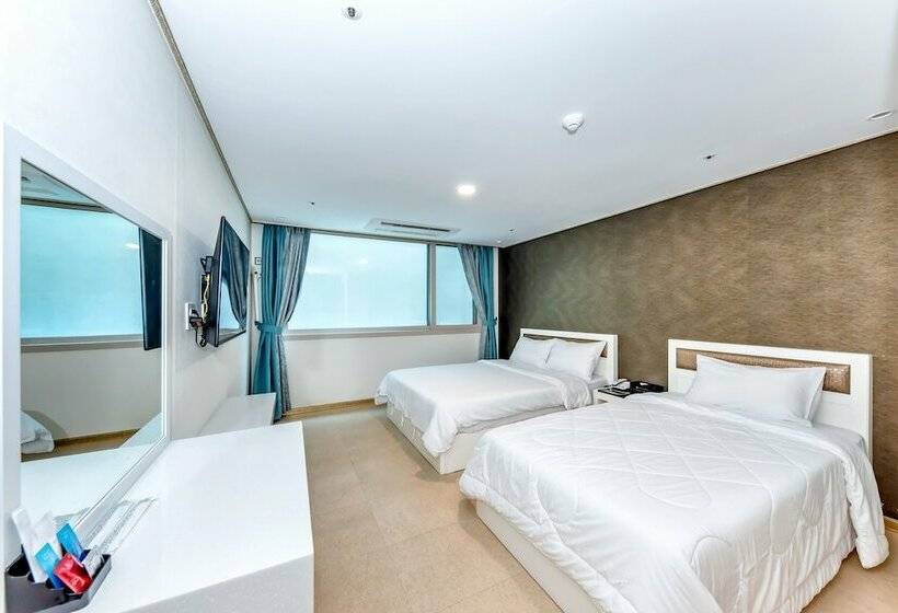 חדר סופריור, Virginia