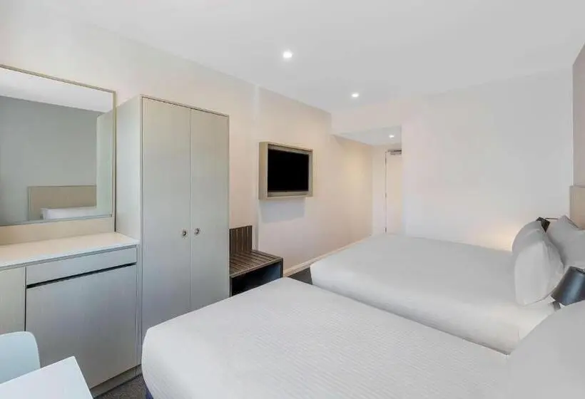 スタンダードトリプルルーム, Travelodge Hotel Sydney Airport