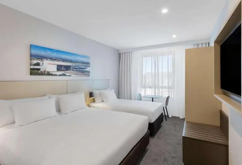 スタンダードトリプルルーム, Travelodge Hotel Sydney Airport