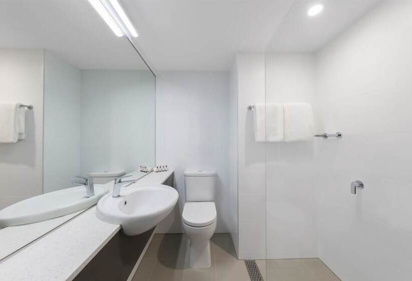 스탠다드 트리플 룸, Travelodge Hotel Sydney Airport