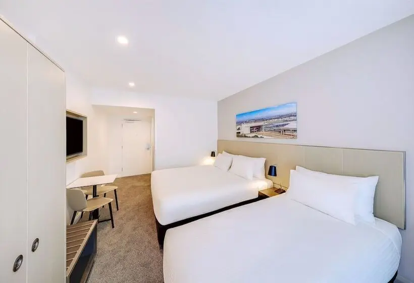 スタンダードトリプルルーム, Travelodge Hotel Sydney Airport