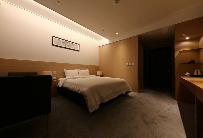 חדר סטנדרט, Osong H  Sejong City