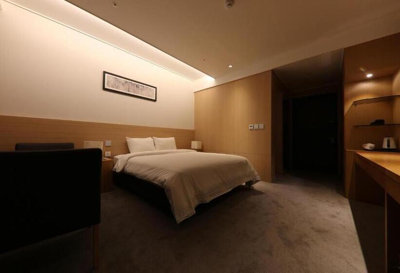 חדר סטנדרט, Osong H  Sejong City