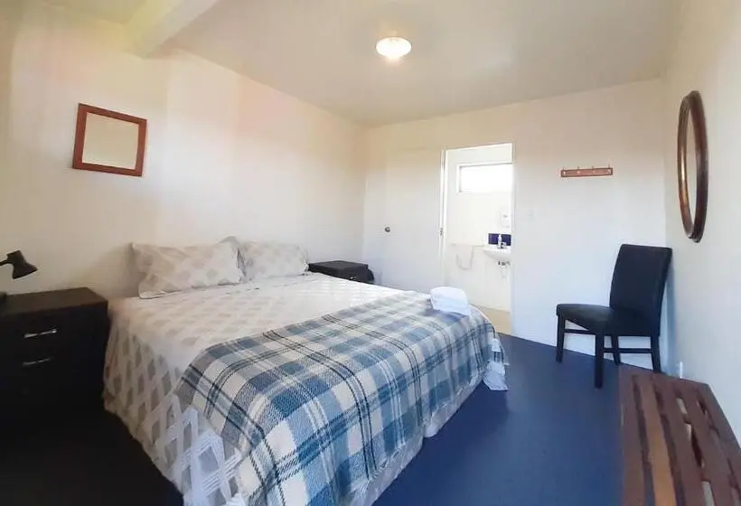 スタンダードルーム, Tongariro River Retreat