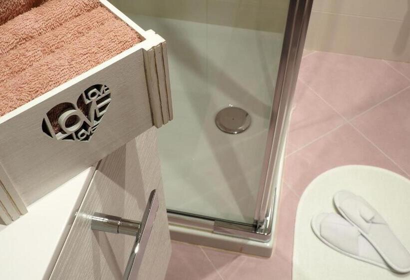 スタンダードルーム, B&b L’angolino