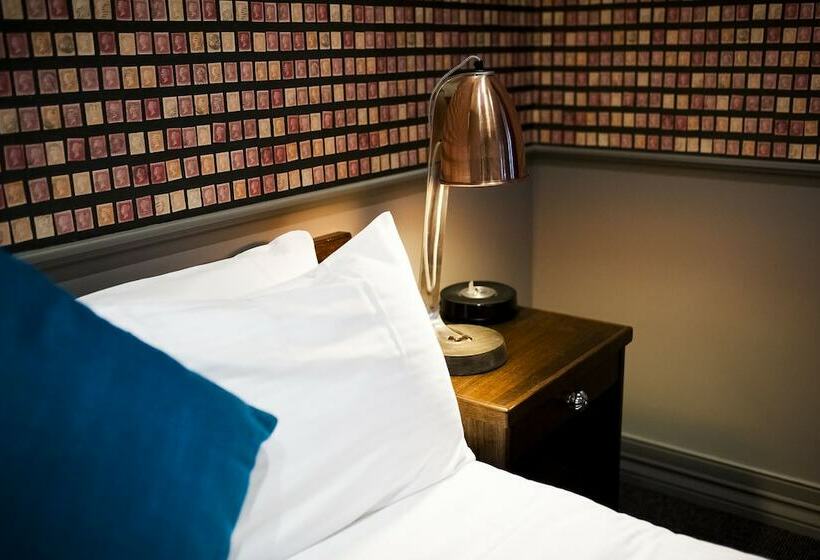 إستوديو قياسى, Criterion Hotel Sale