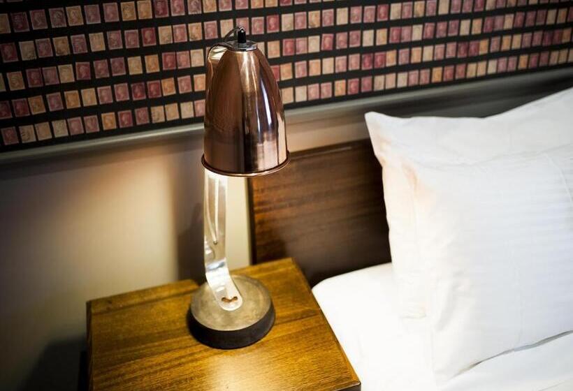 اتاق لوکس, Criterion Hotel Sale