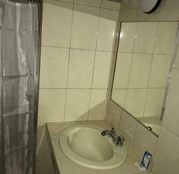 スタンダードルーム, Conchita