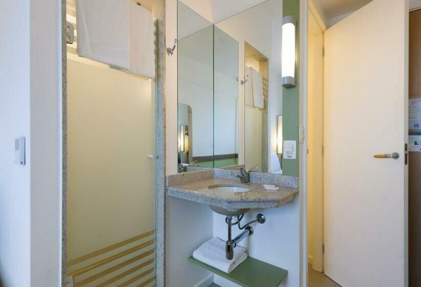 스탠다드 룸 더블 침대, Ibis Budget Porto Alegre Supereconomico