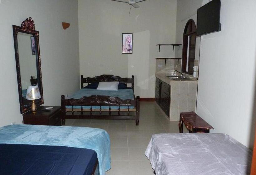 اتاق استاندارد چهار تخته, La Gran Sultana