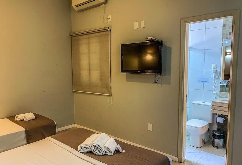 スタンダードトリプルルーム, Piratininga Fernando Corrêa   Rondonópolis