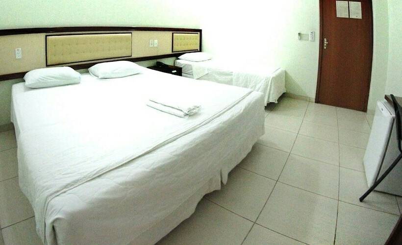 スタンダードトリプルルーム, Piratininga Fernando Corrêa   Rondonópolis