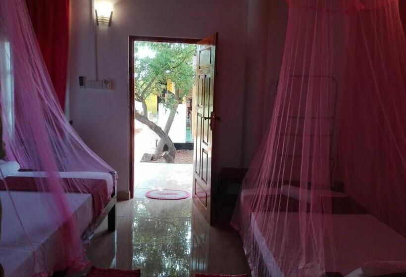 Habitació Triple Deluxe, Sunn Top Cabana