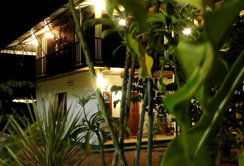 Habitació Deluxe amb Balcó, Sunn Top Cabana