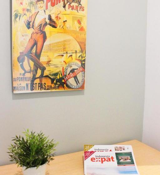 スイート, White Tree Residence