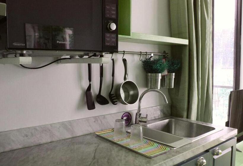 スイート, White Tree Residence