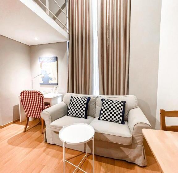 デラックスルーム, White Tree Residence