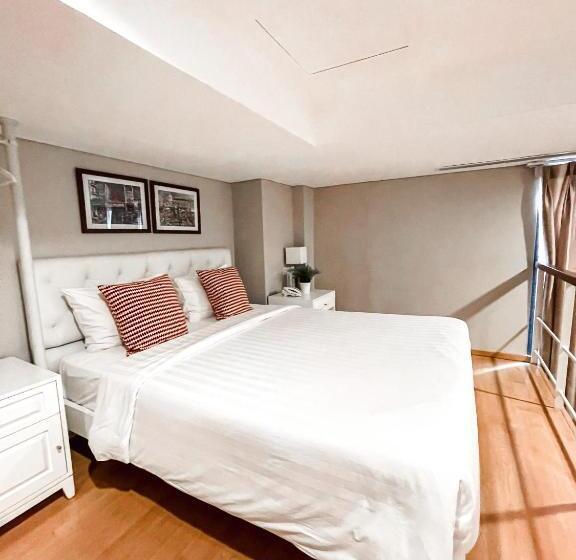 デラックスルーム, White Tree Residence