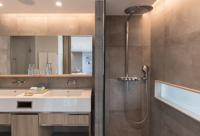 Номер Deluxe Вид на Море, La Vela Khao Lak   Sha Extra Plus
